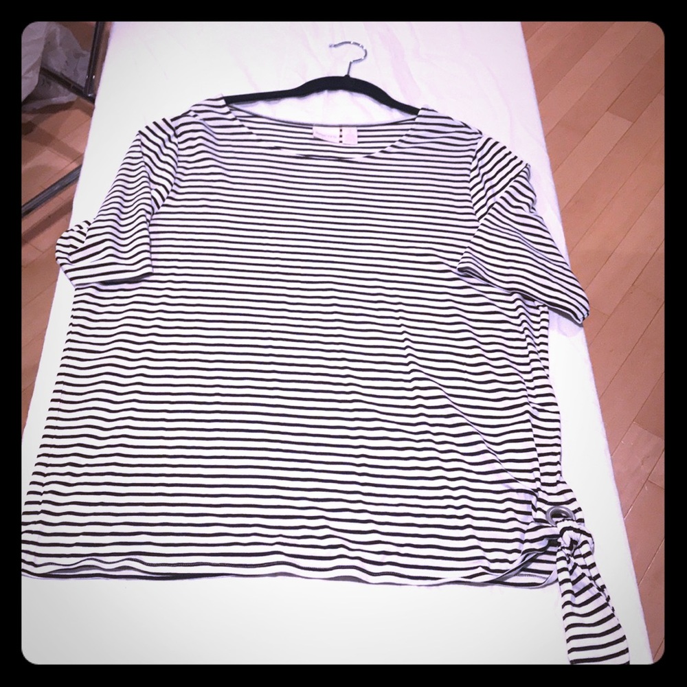 Chico’s striped top with tie accent.